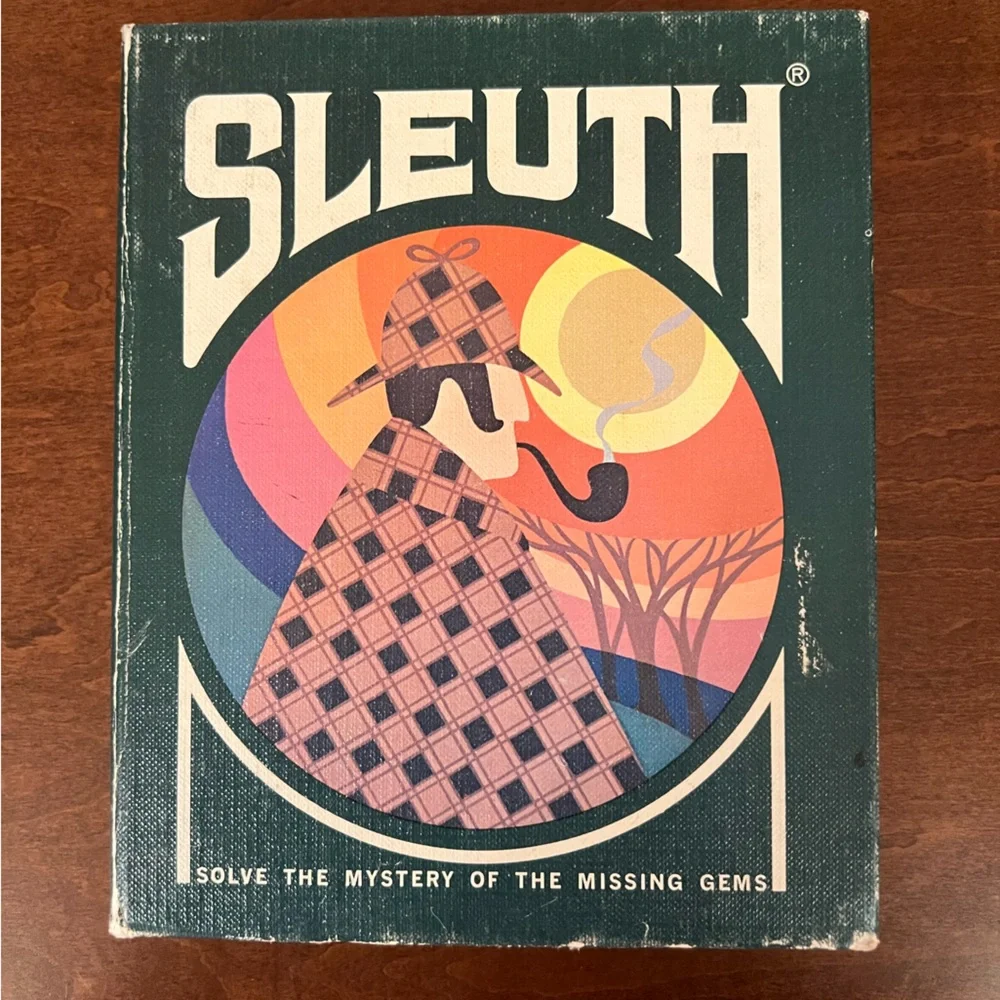 Sleuth Board Game - Picture 1 of 6